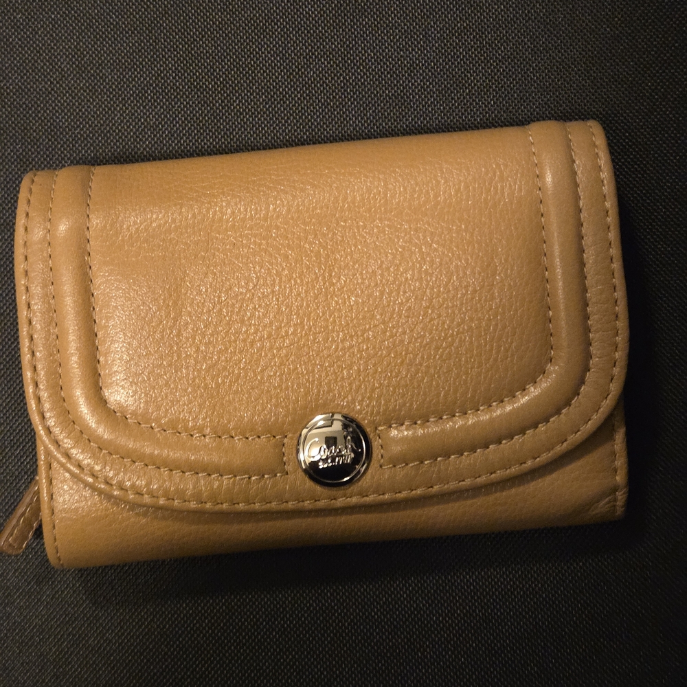 Vintage Coach Leather Wallet